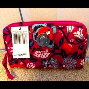 New Vera Bradley Turn Lock Wallet RFID Bloom Berry New Authentic